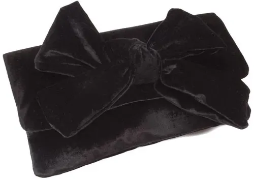 Pretty_Ballerina_black_velvet_clutch_bag