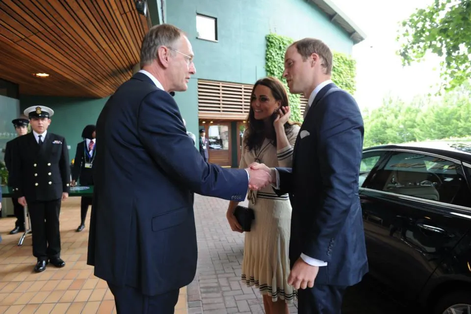 599639_10150935953808732_916202477_n