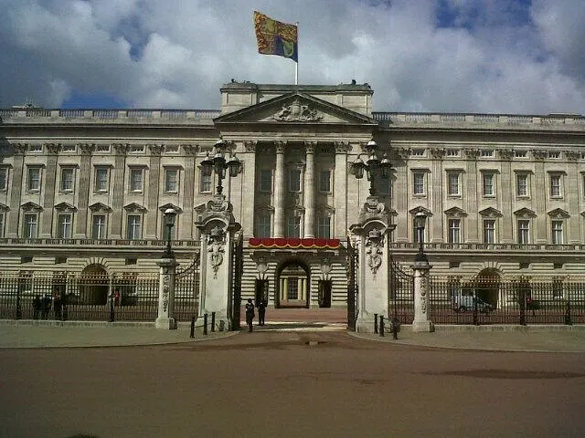 Royal Photographer Mark Stewart Twitter Feed