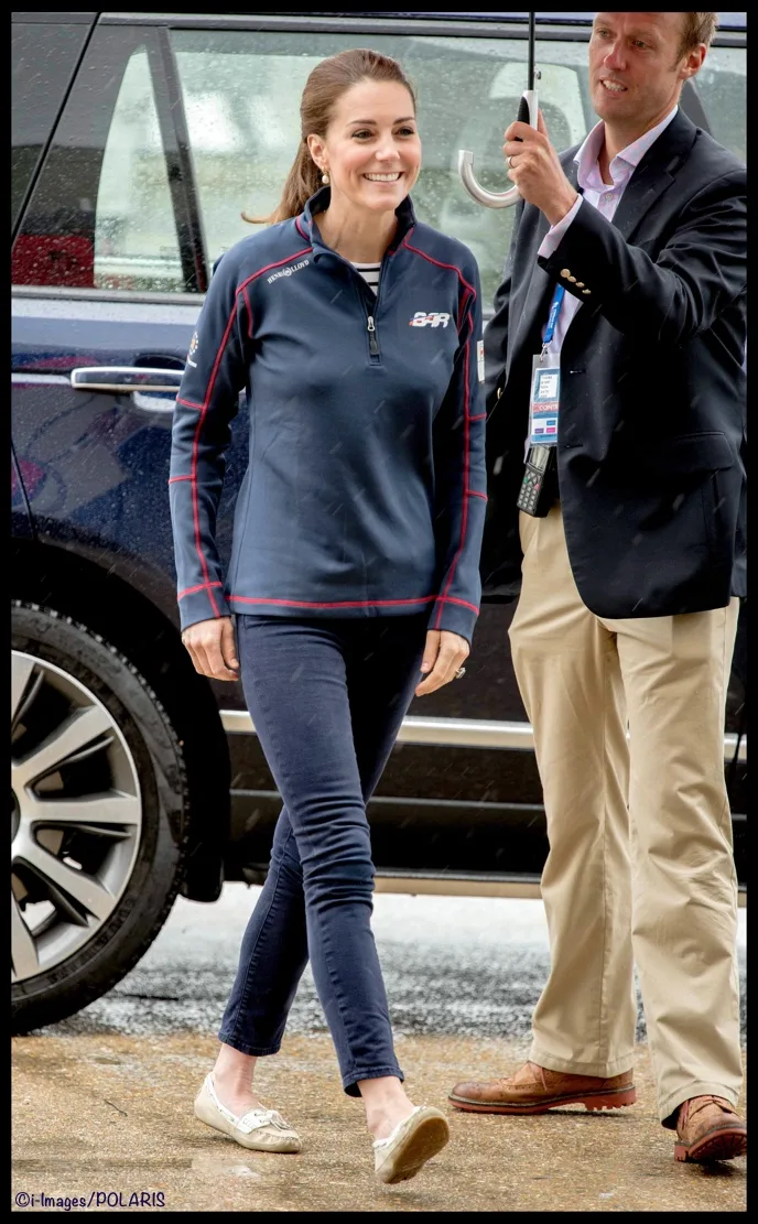 ©Andrew Parsons / i-Images