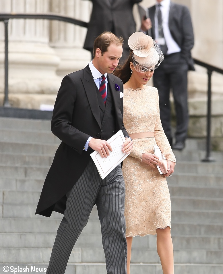 Kate wears fake jewels for Jubilee celebrations