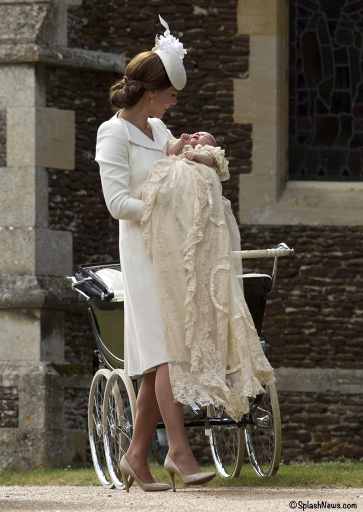 Princess Charlotte Christening LIVE Blog – What Kate Wore