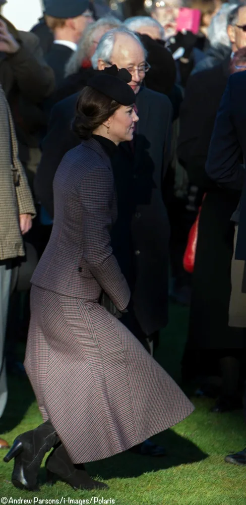 Kate Middleton Curtsey Curtsy Queen 