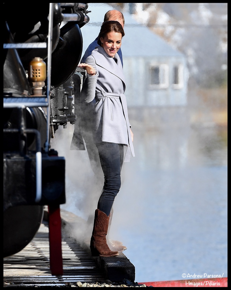Kate-William-Locomotive-Train-Steam-Carcross-Day-5-Canada-Sept-28-2016-i-imaegs-polris-.jpg