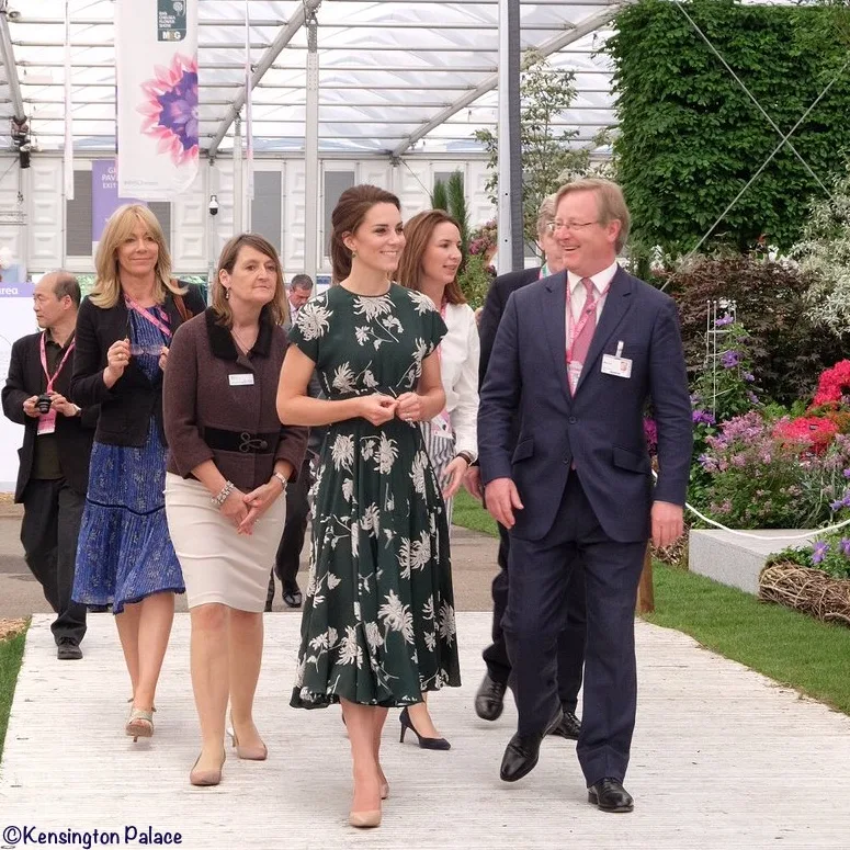 Duchess Cambridge pictures Chelsea Flower Show 