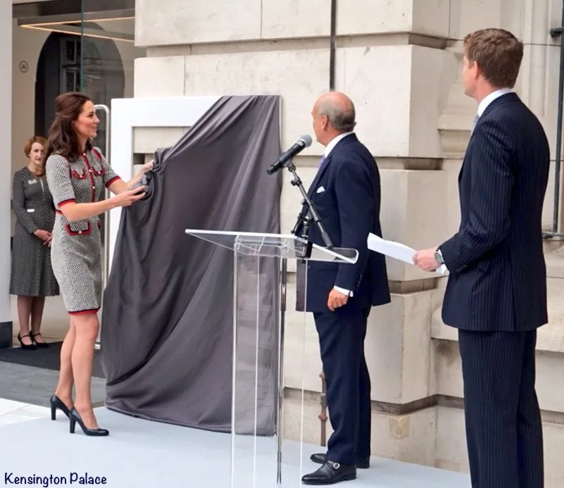 Kate Middleton Gucci Dress V&A Museum