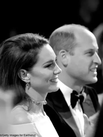 The Princess in Needle and Thread Dress for Christmas Carol Concert Promo