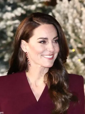 The Princess of Wales in Rich Burgundy Shades for Carol Concert