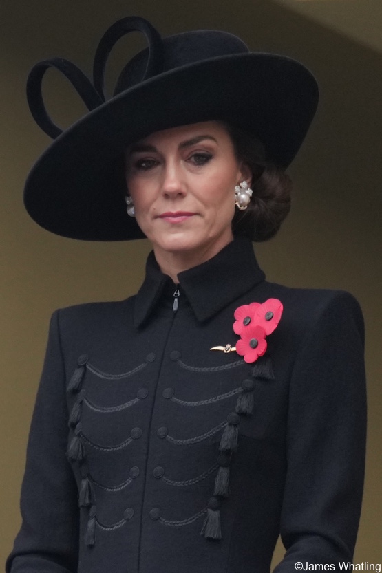 A Somber Remembrance Sunday – What Kate Wore