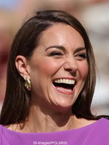 The Princess in Purple Safiyaa at Wimbledon with Princess Charlotte